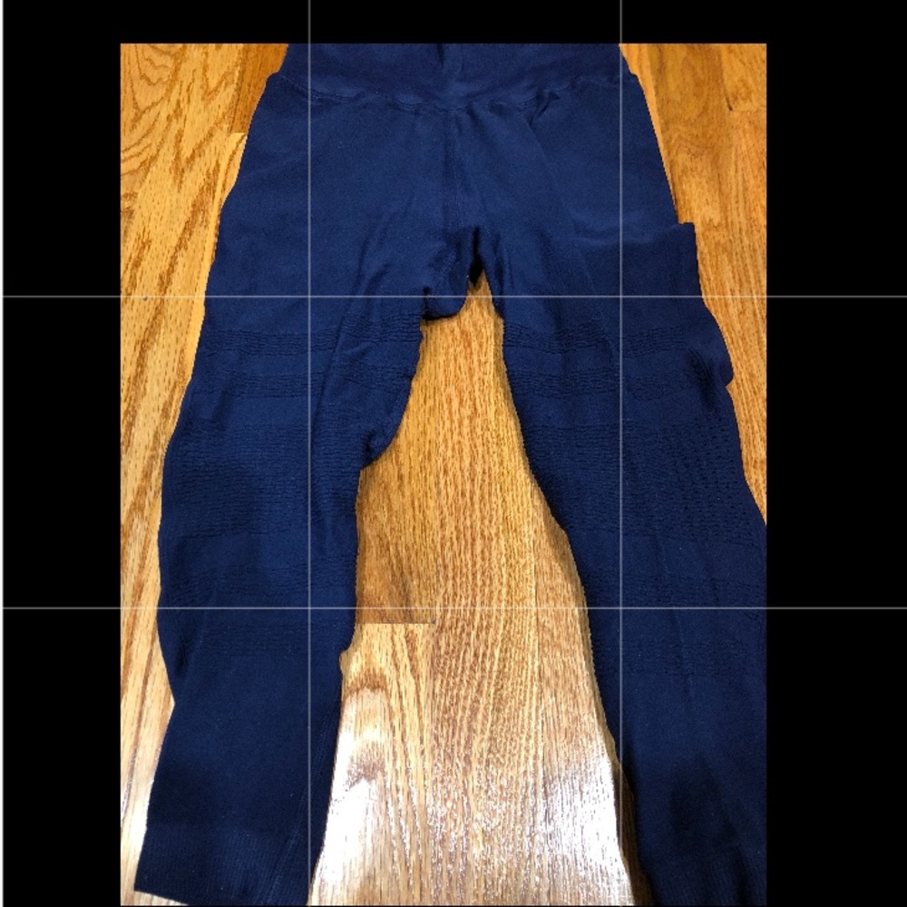 SoulCycle Navy Leggings with crotchet on knees